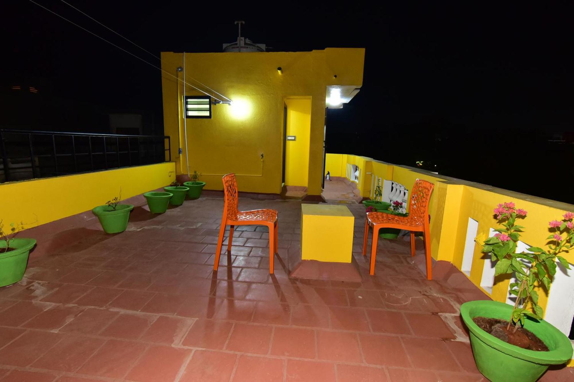 Chez Linda Home Stay Pondicherry Exterior foto